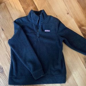 Woman’s XS vineyard Vines fleece sheep shirt